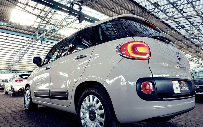 Fiat 500L cena 53900 przebieg: 53000, rok produkcji 2016 z Mrozy małe 781